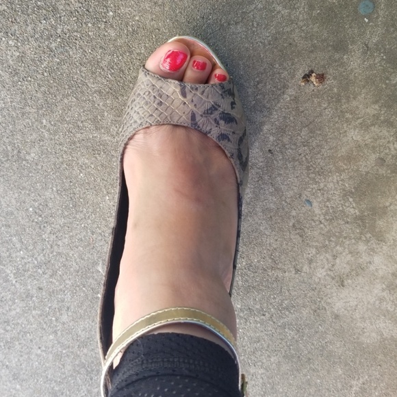 Wedge - Picture 5 of 8